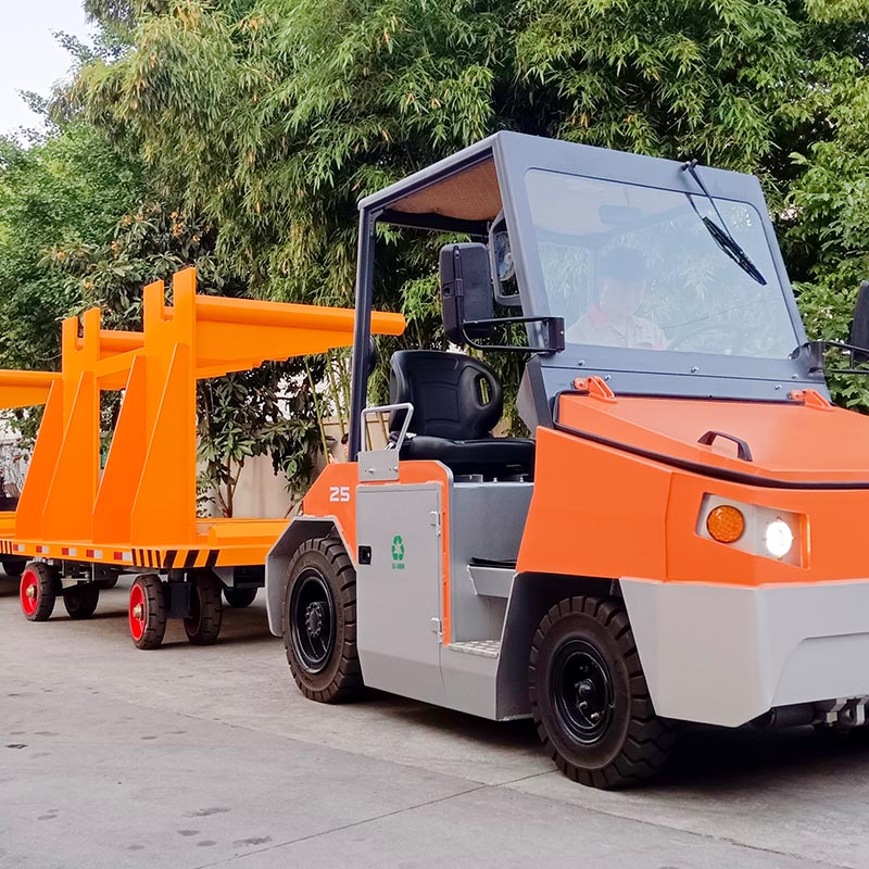 electric towing tractor